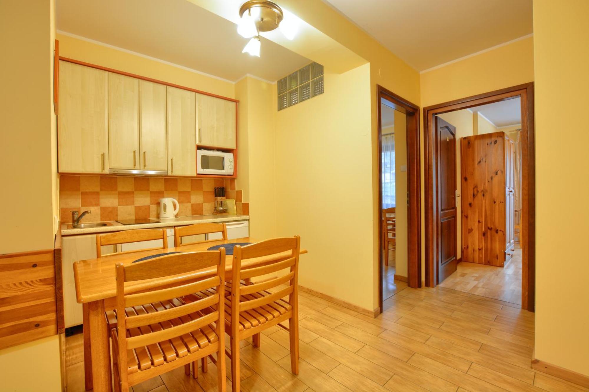 Apartamenty Na Pierwszym Pietrze Криница-Здруй Екстериор снимка