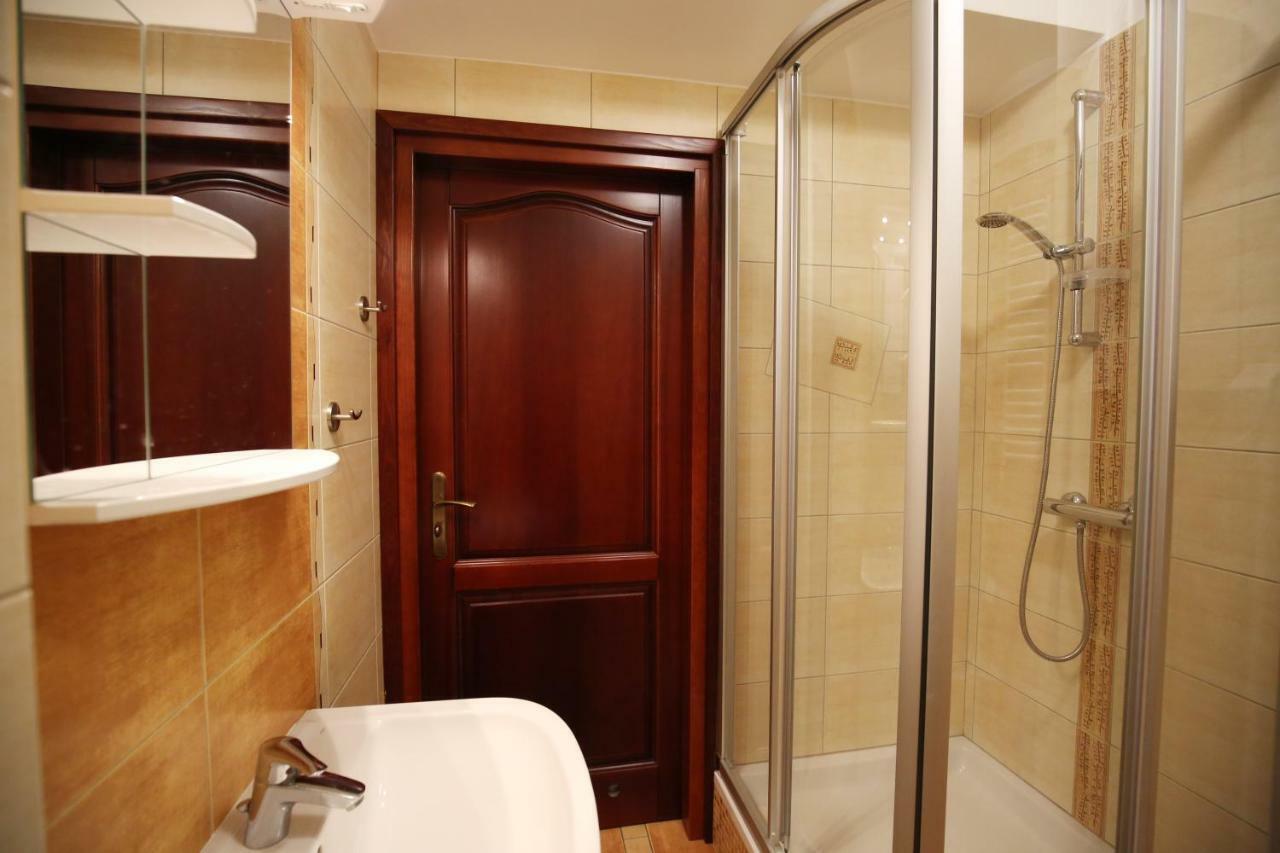 Apartamenty Na Pierwszym Pietrze Криница-Здруй Екстериор снимка