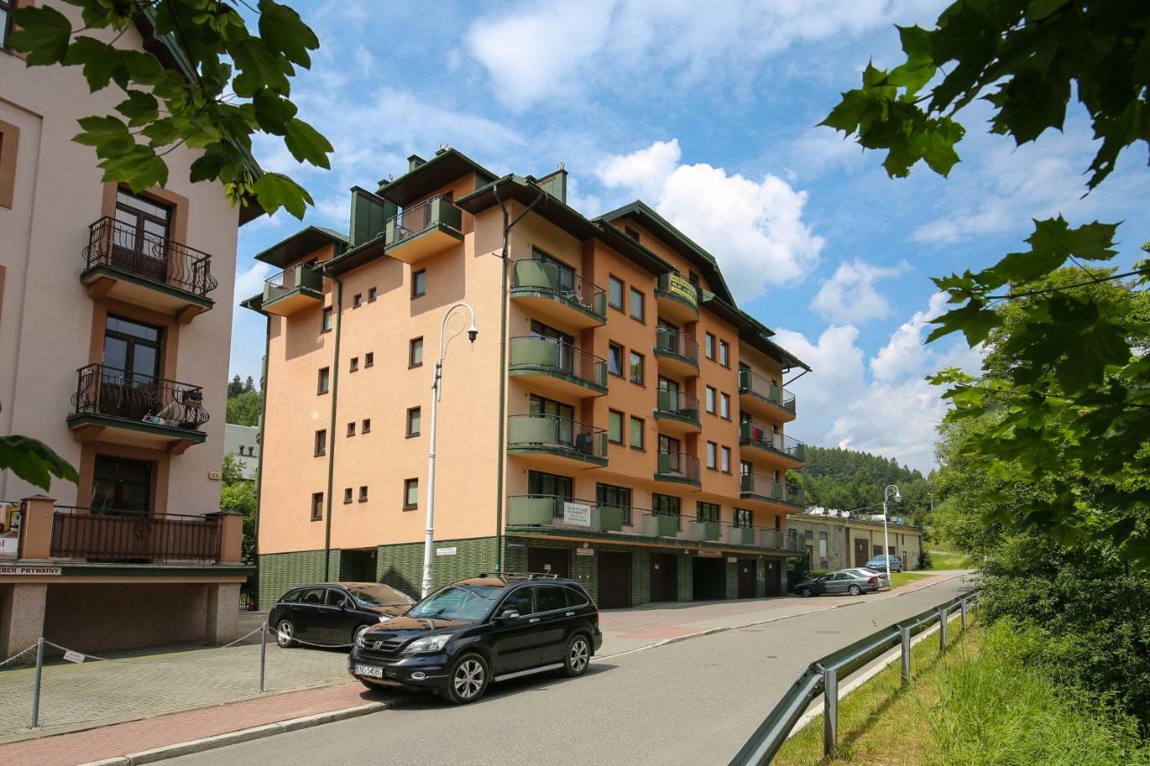 Apartamenty Na Pierwszym Pietrze Криница-Здруй Екстериор снимка